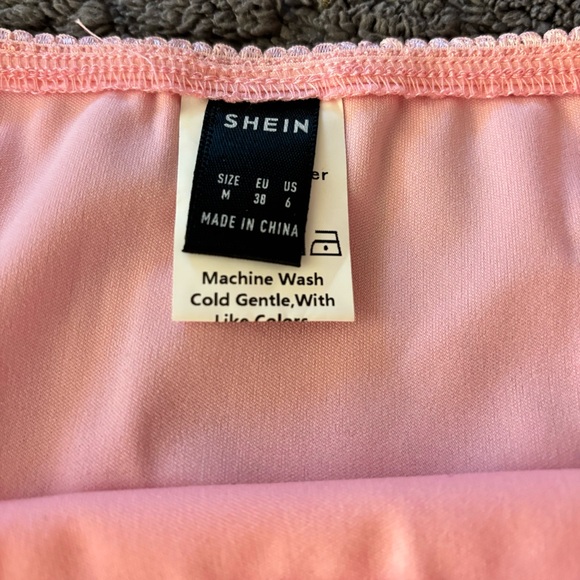 SHEIN Rhinestone Mini Skirt with Slit - Picture 4 of 4